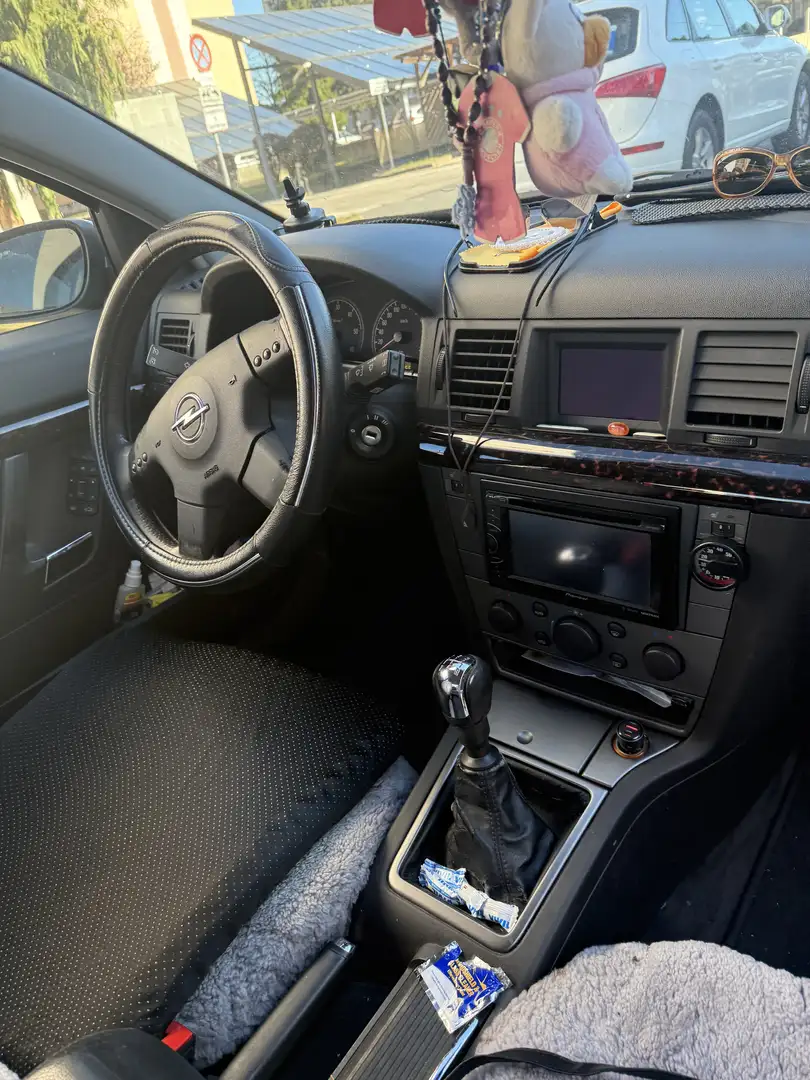 Opel Vectra Elegance 2,2 DTI 16V - 2