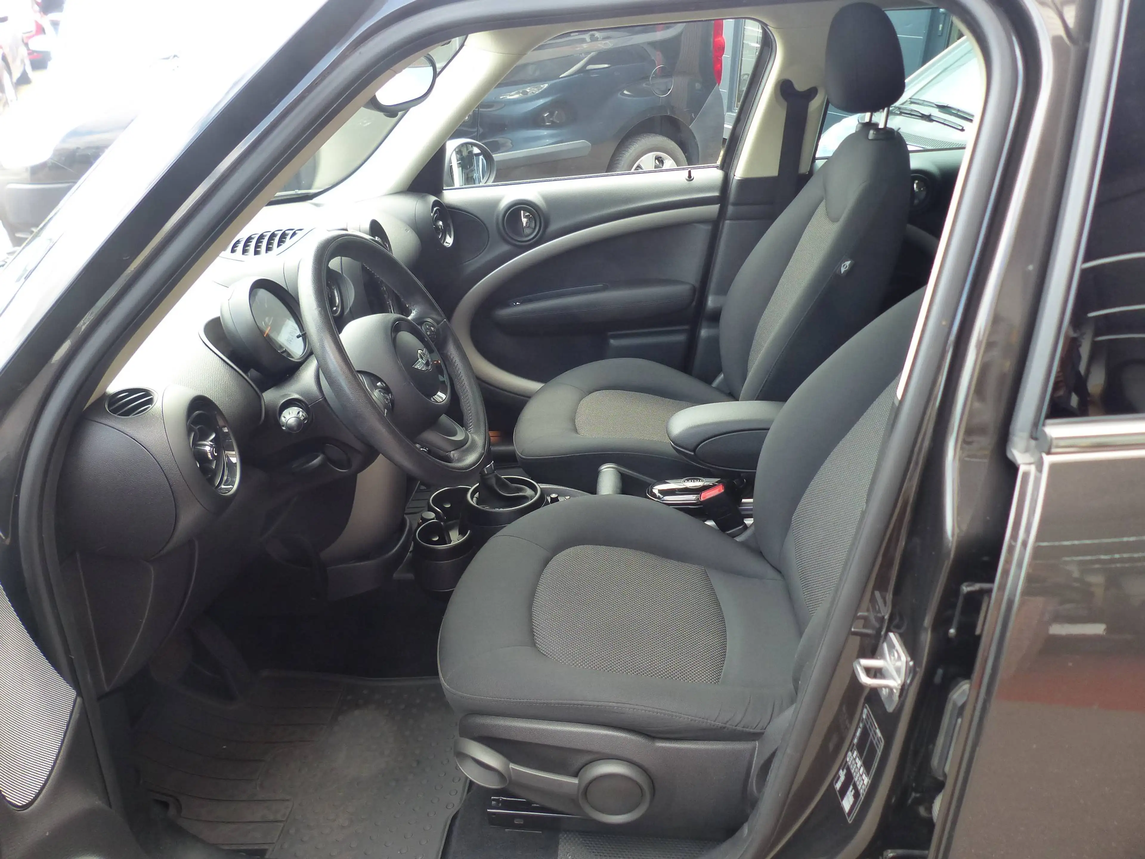 MINI Cooper Countryman 1.6 Automatik Xenon Navi Schiebedach Klima Einparkhilfe hinten Tempomat — photo 14