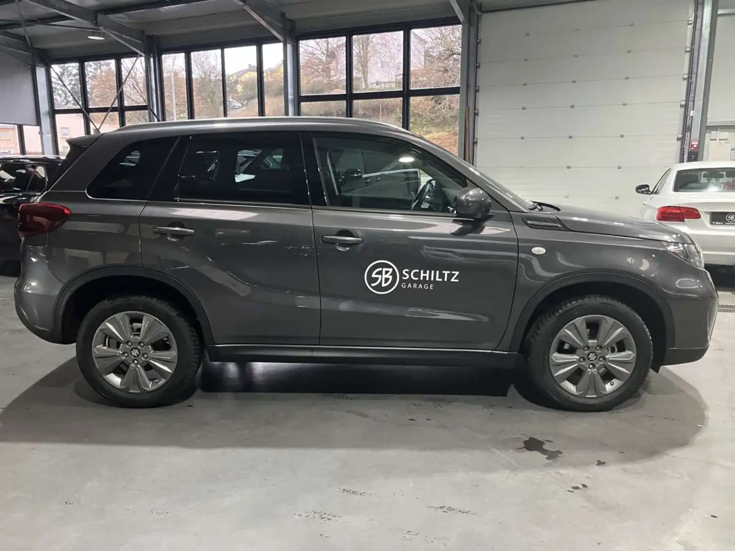 Suzuki Vitara 1.4 GL+ 2WD Gris - 2