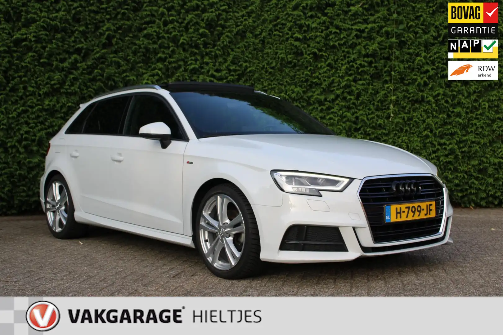 Audi A3 Sportback 35 TFSI CoD Advance Sport full S line Wit - 1