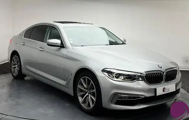 BMW 5 Series view 2