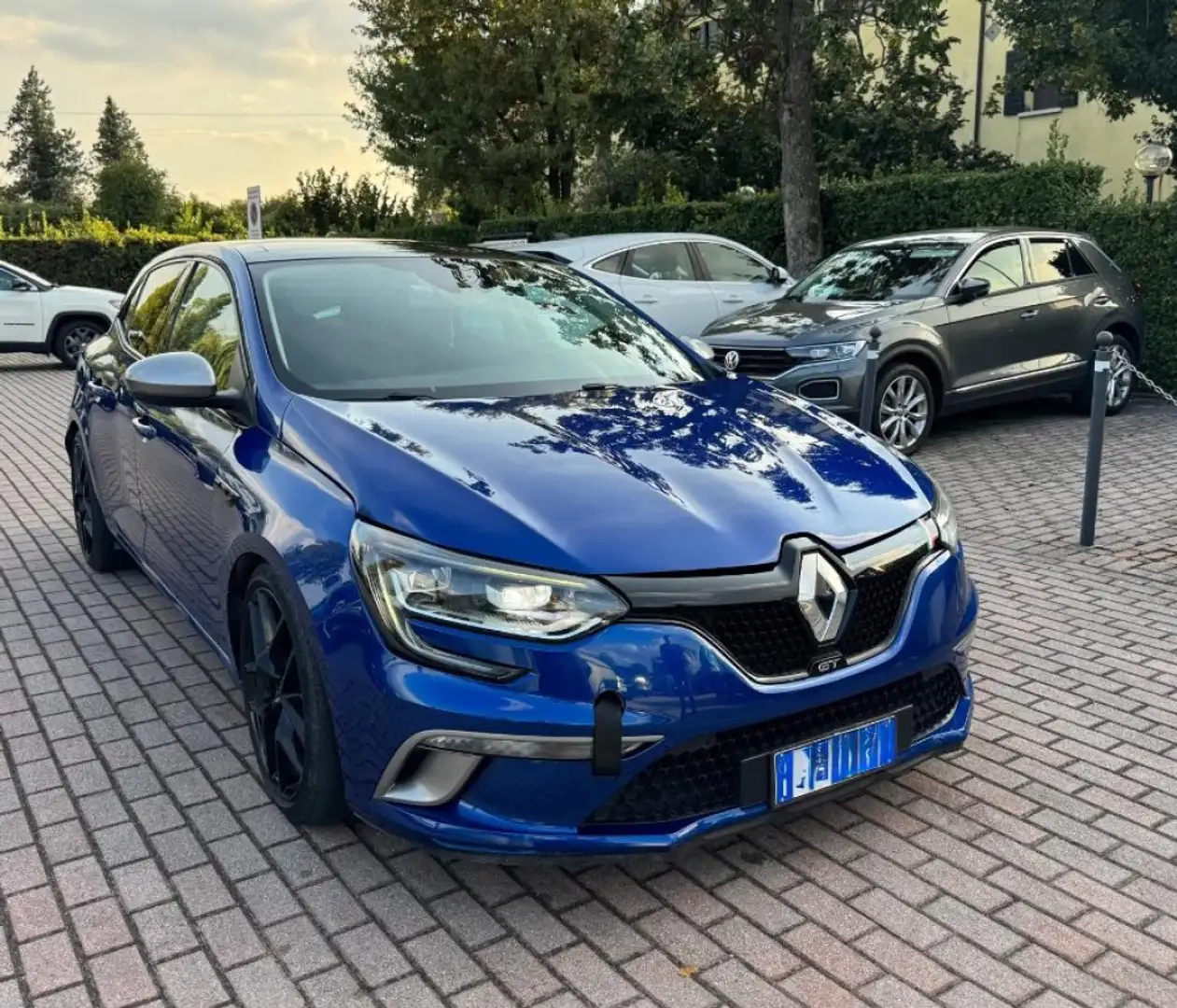 Renault Megane TCe 205 CV EDC GT 4Control FULL OPTIONAL Blau - 2