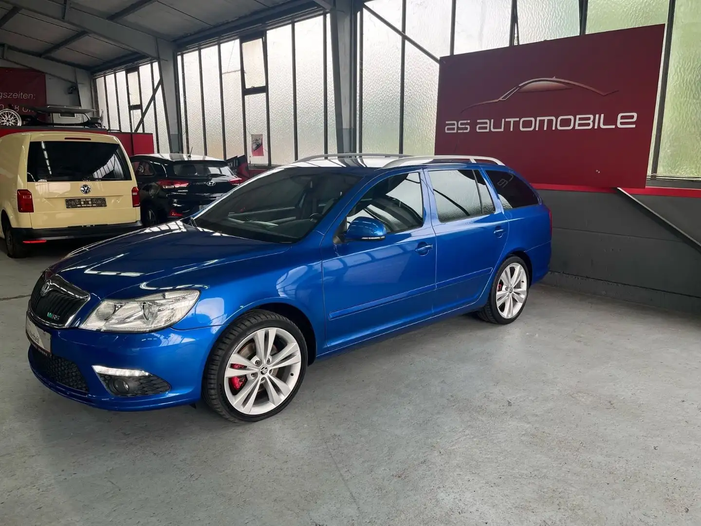 Skoda Octavia Combi RS*Bixenon*Klimaautomatik* Blau - 2
