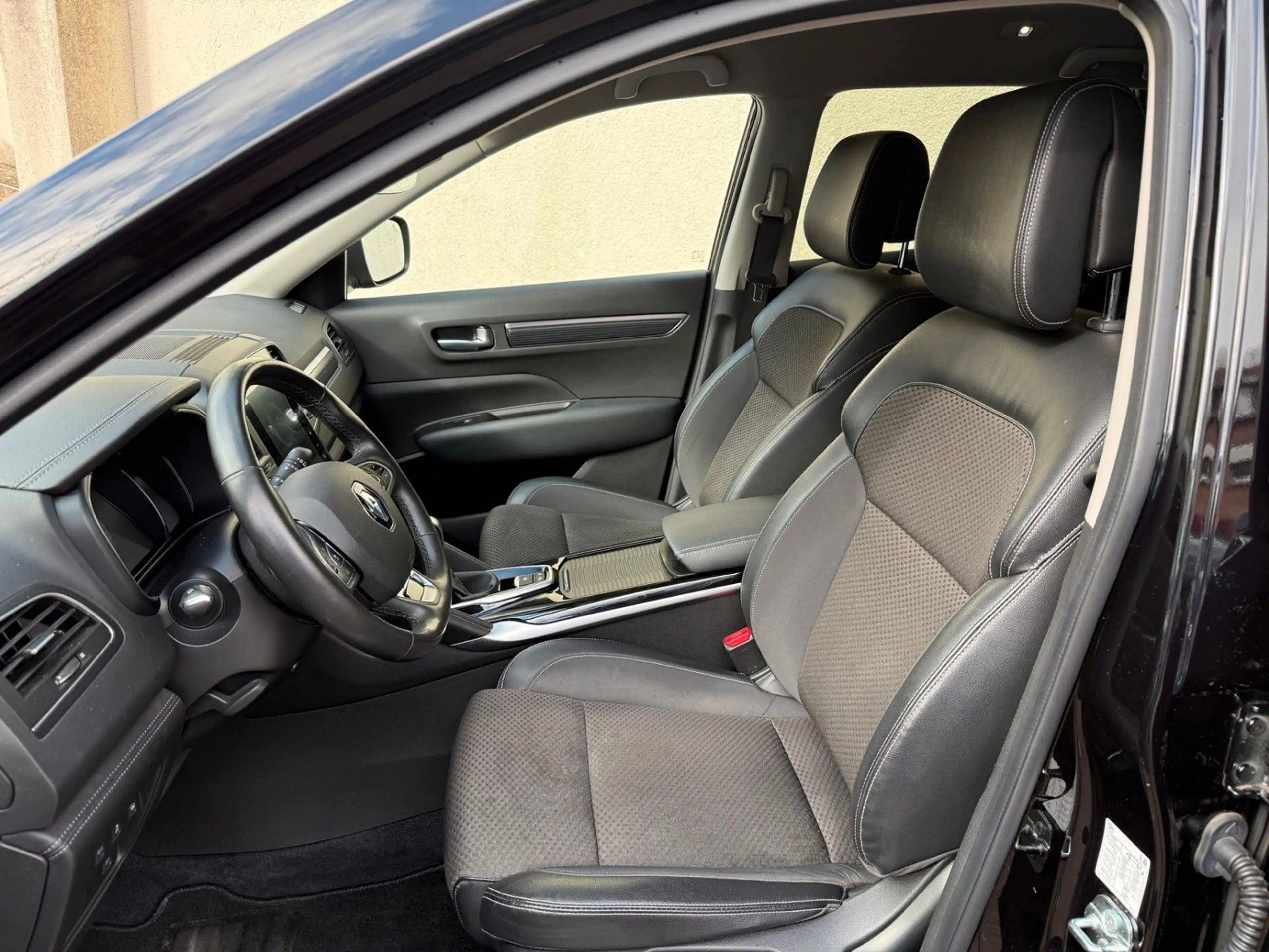 Renault Koleos BLUE dCi 185 4WD Automatik Techno — photo 7