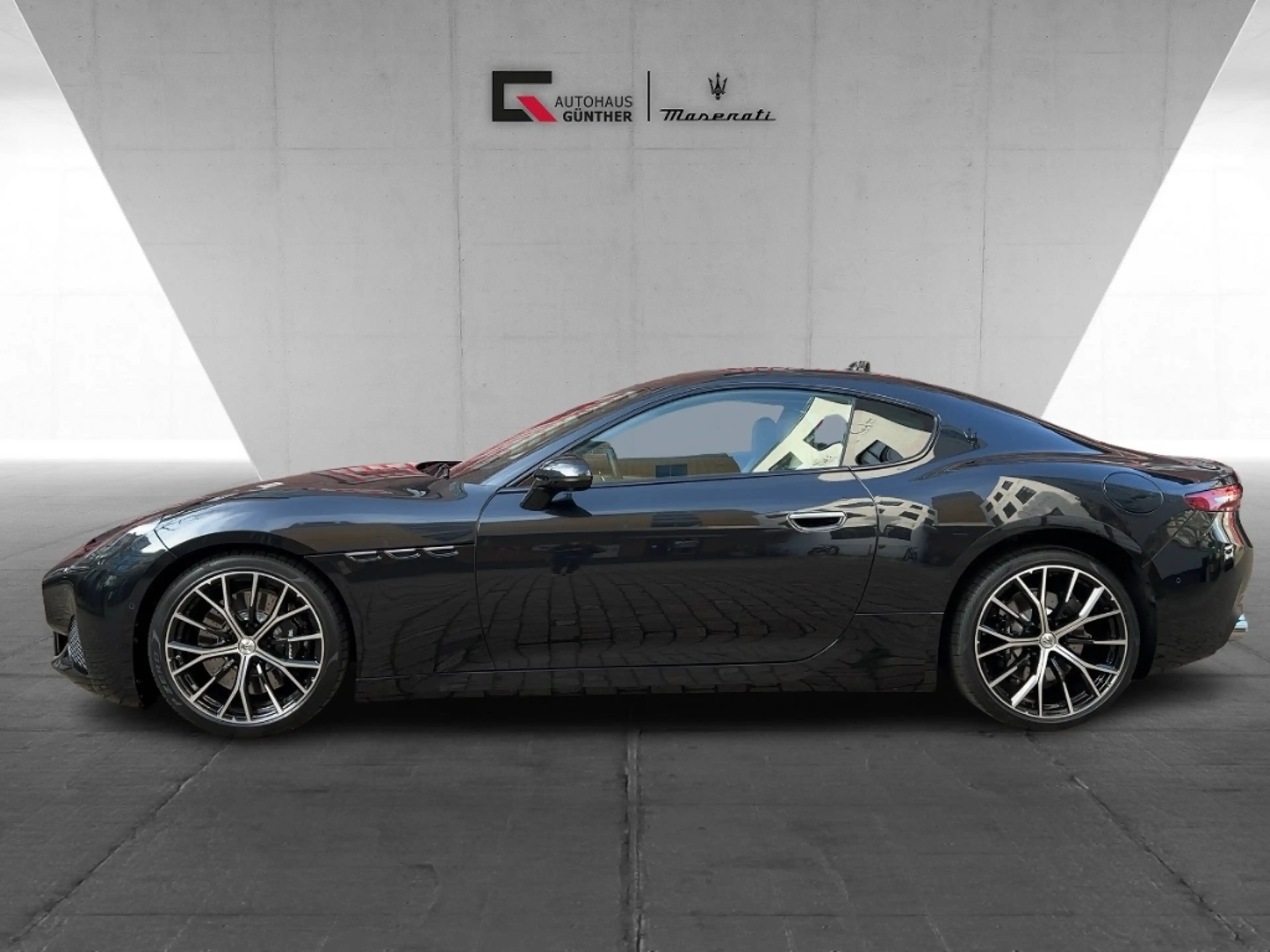 Maserati GranTurismo MY26 FUORISERIE 5-Jahre-Garantie — photo 2