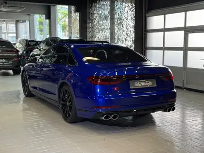Annonce voiture d'occasion Audi S8 - CARADIZE