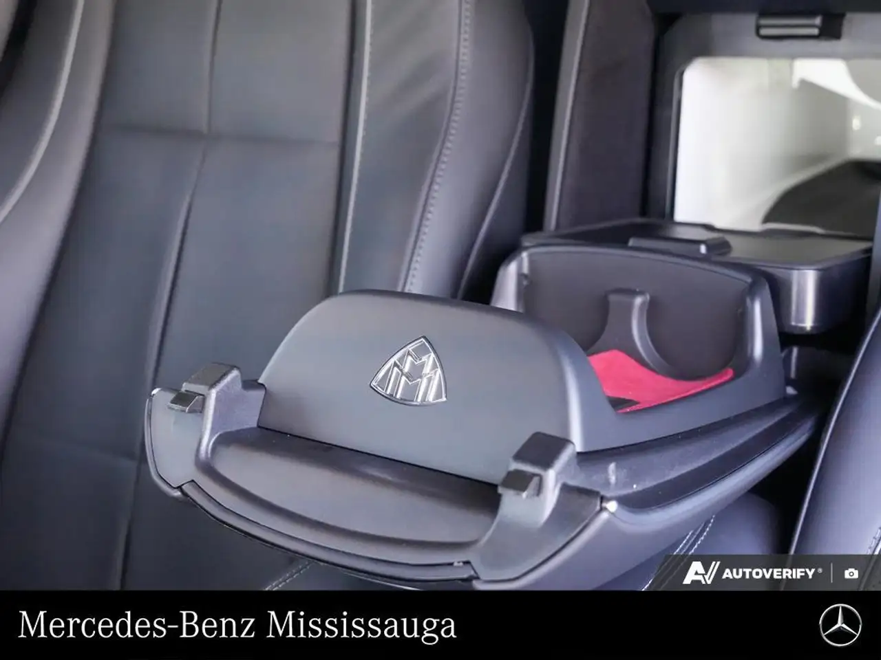 Mercedes-Benz Maybach снимка Mercedes-Benz Maybach