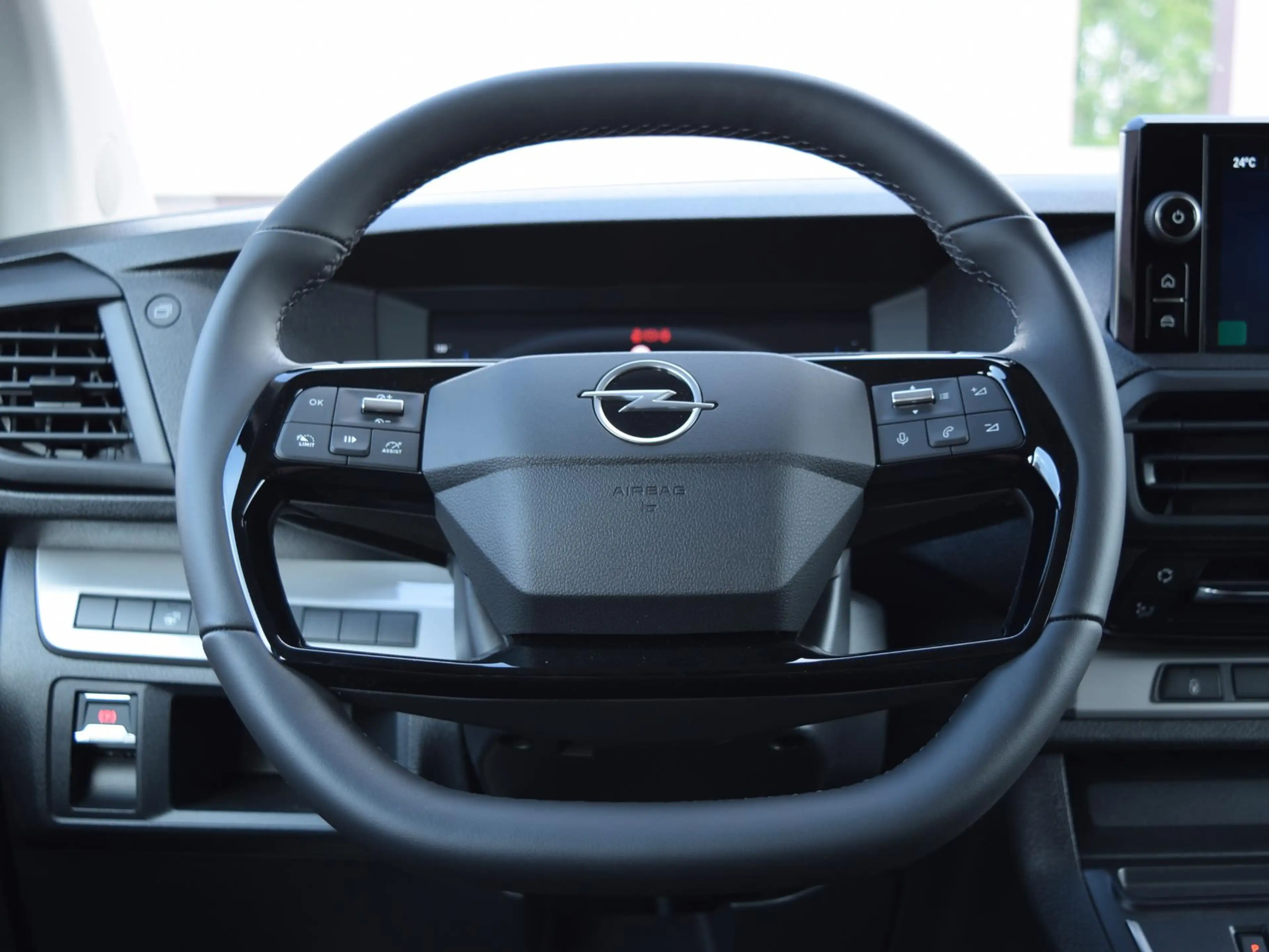 Opel Vivaro-e Dubbele Cabine 75kWh | STX Sport | Mooiste bus va — photo 8