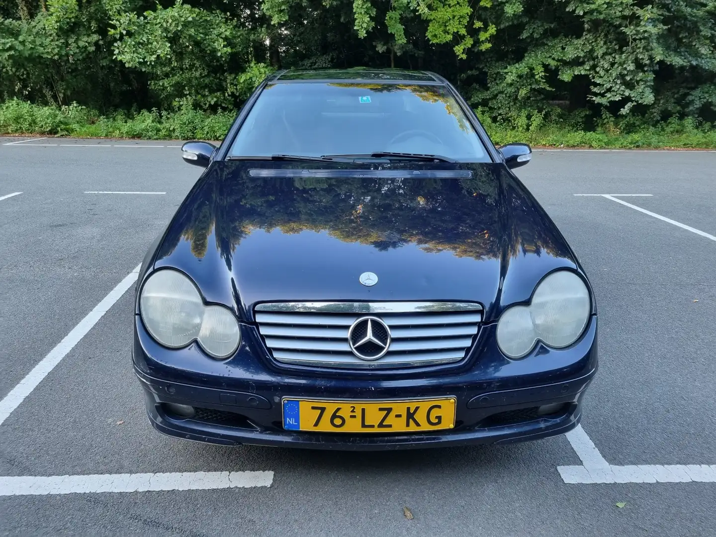 Mercedes-Benz 180 Blue - 1
