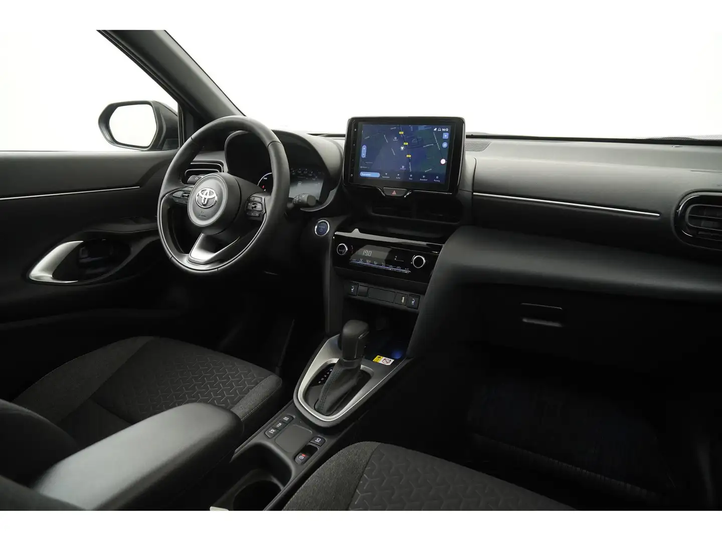 Toyota Yaris Cross 1.5 Hybrid Adventure | Panoramadak | Head-up | Ele Zwart - 2