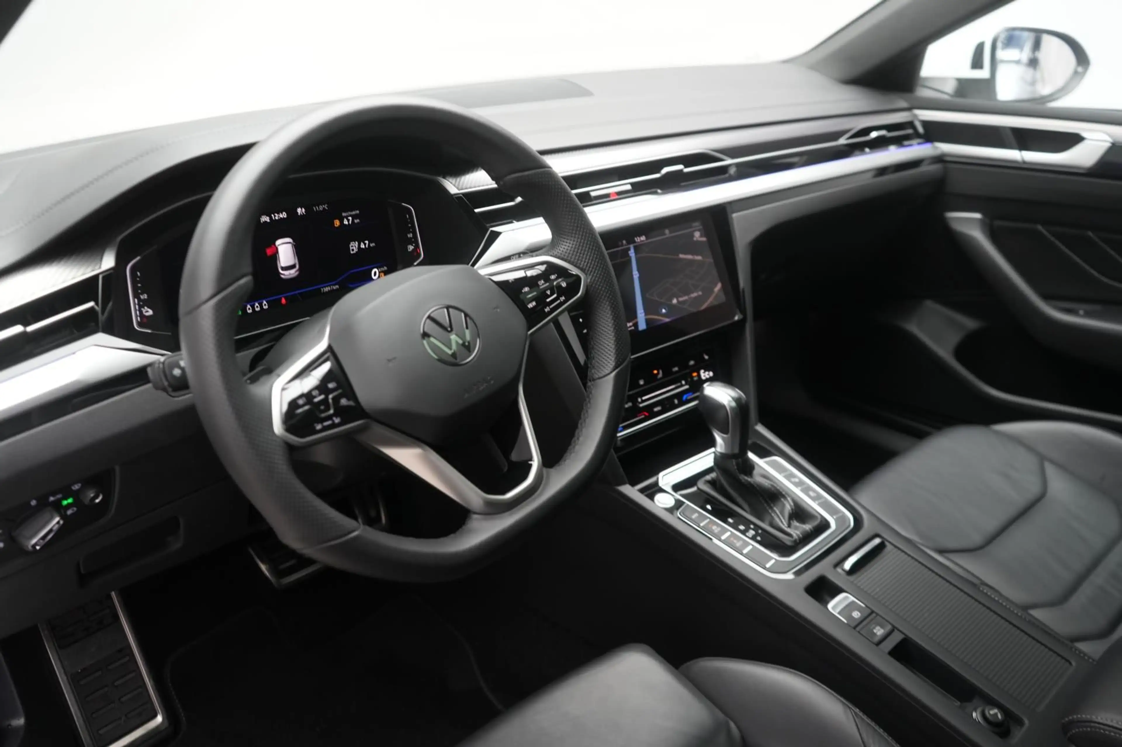Volkswagen Arteon Shooting Brake 1.4 e TSI R line Leder/ACC — photo 13
