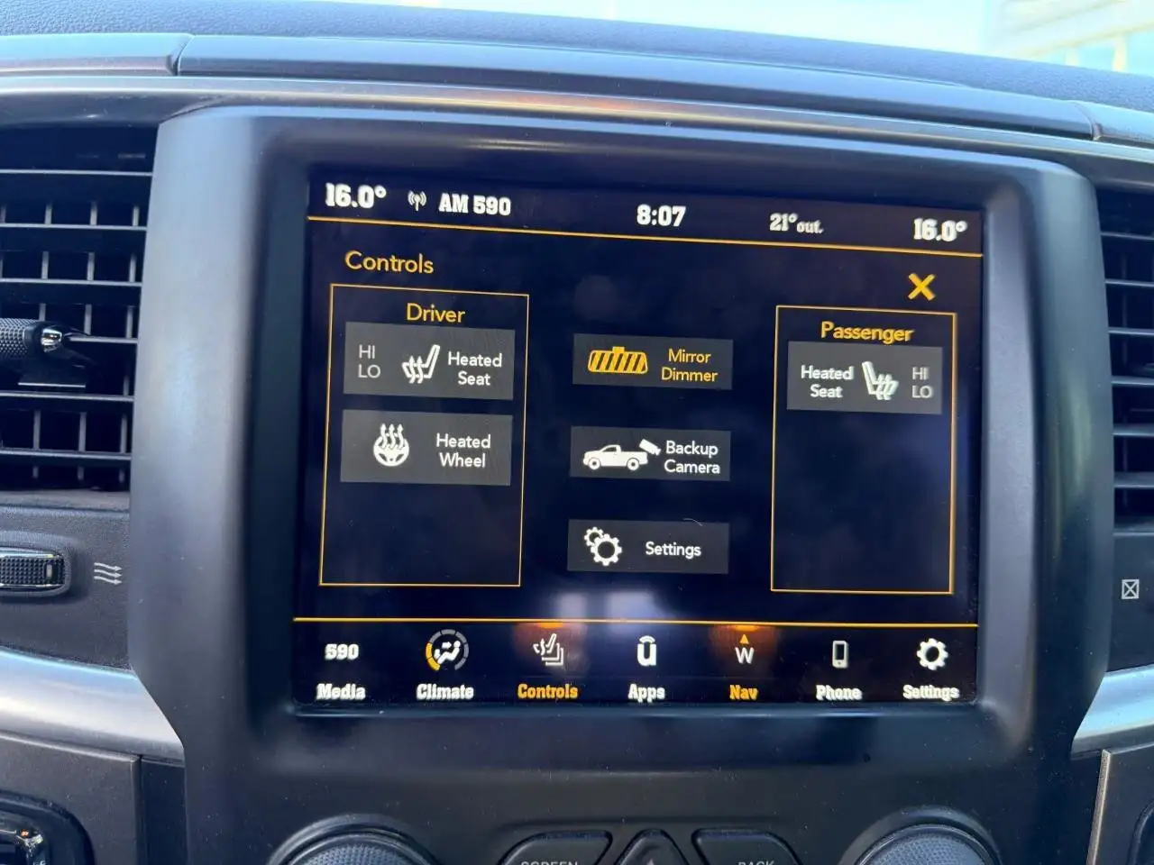 RAM 1500 снимка RAM 1500