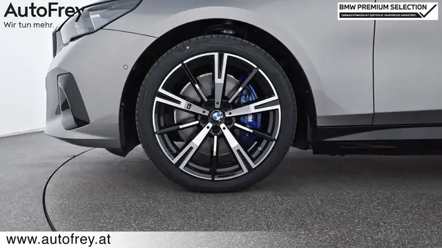 BMW i5 xDrive40 Ansicht 22