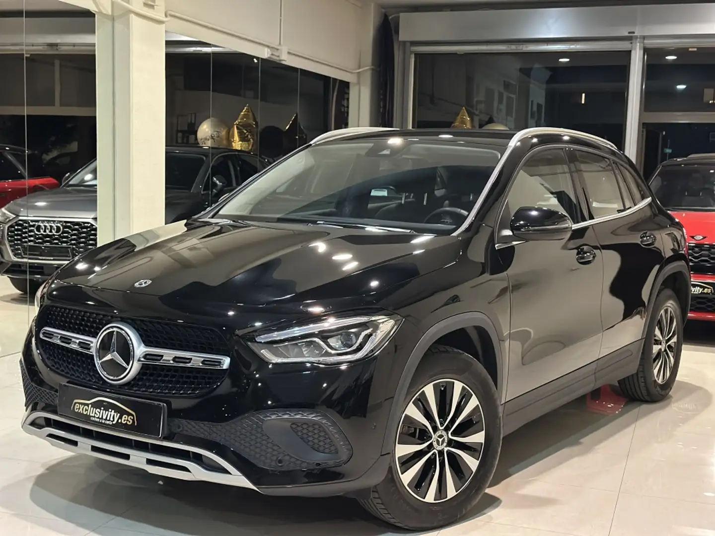 Mercedes-Benz GLA 250 250e Noir - 1