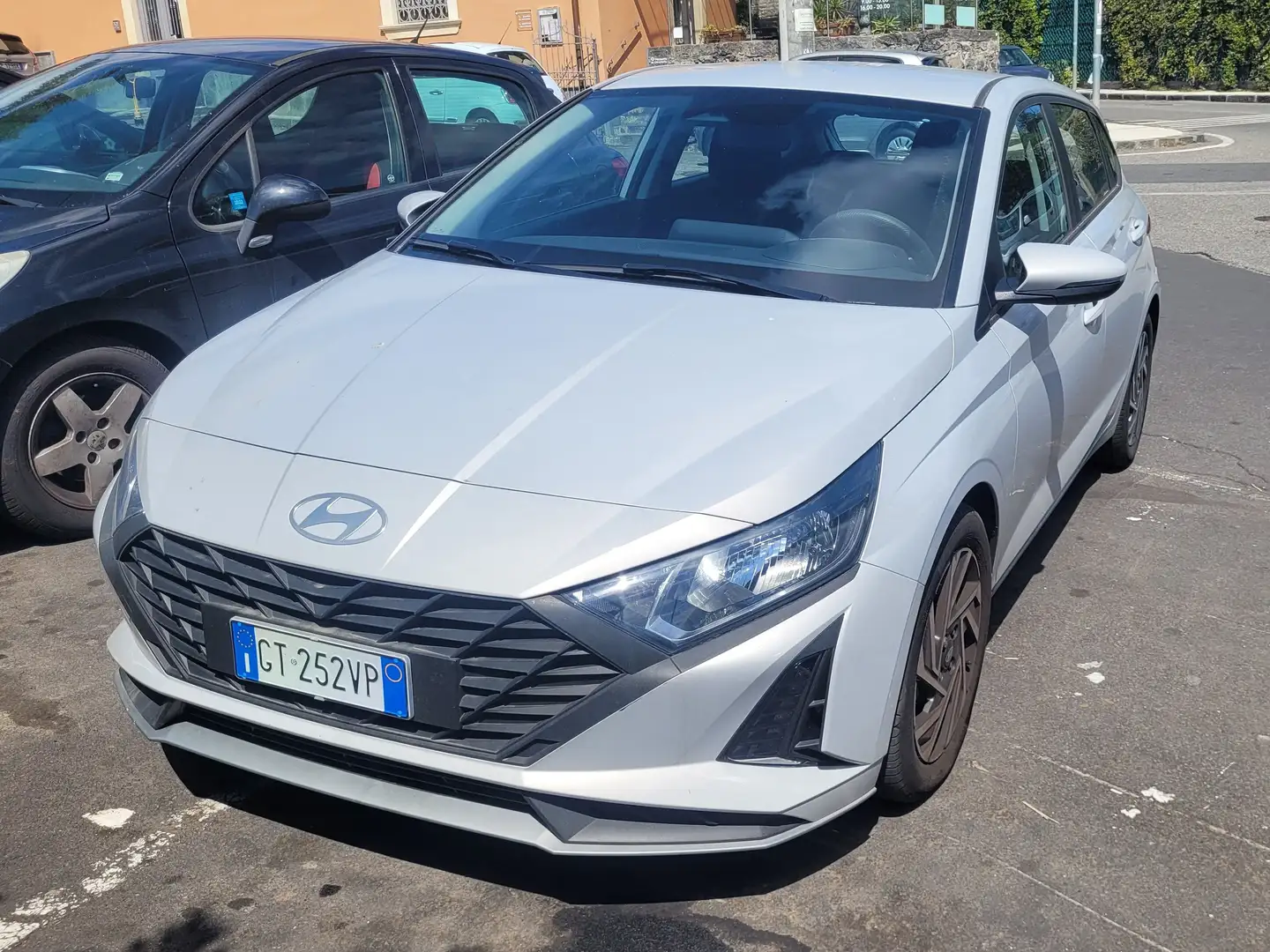 Hyundai i20 i20+III+2021+1.2+Connectline+Gpl Grigio - 1