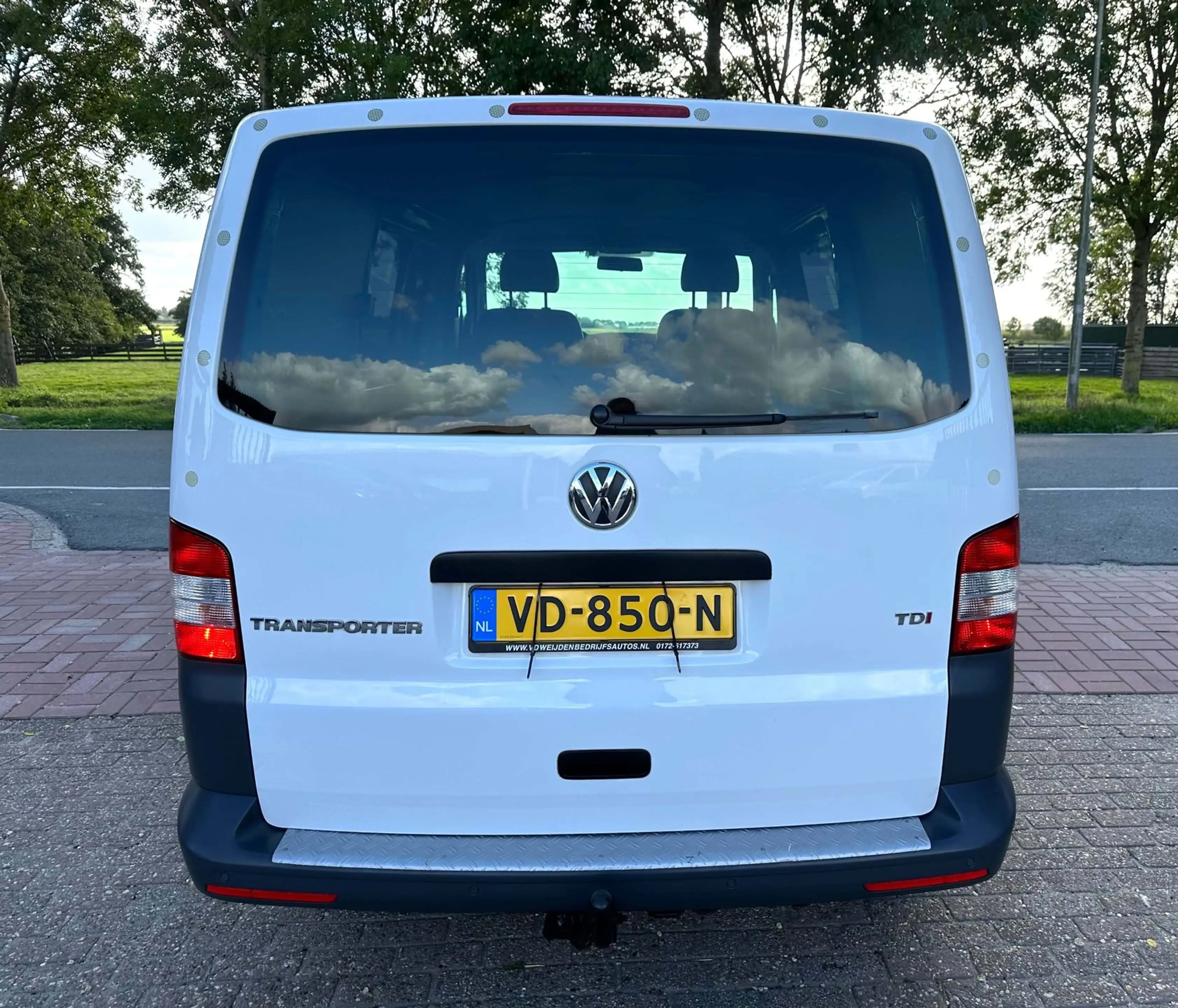 Volkswagen Transporter 2.0 TDI L1H1 BMT 140 PK Marge — photo 6