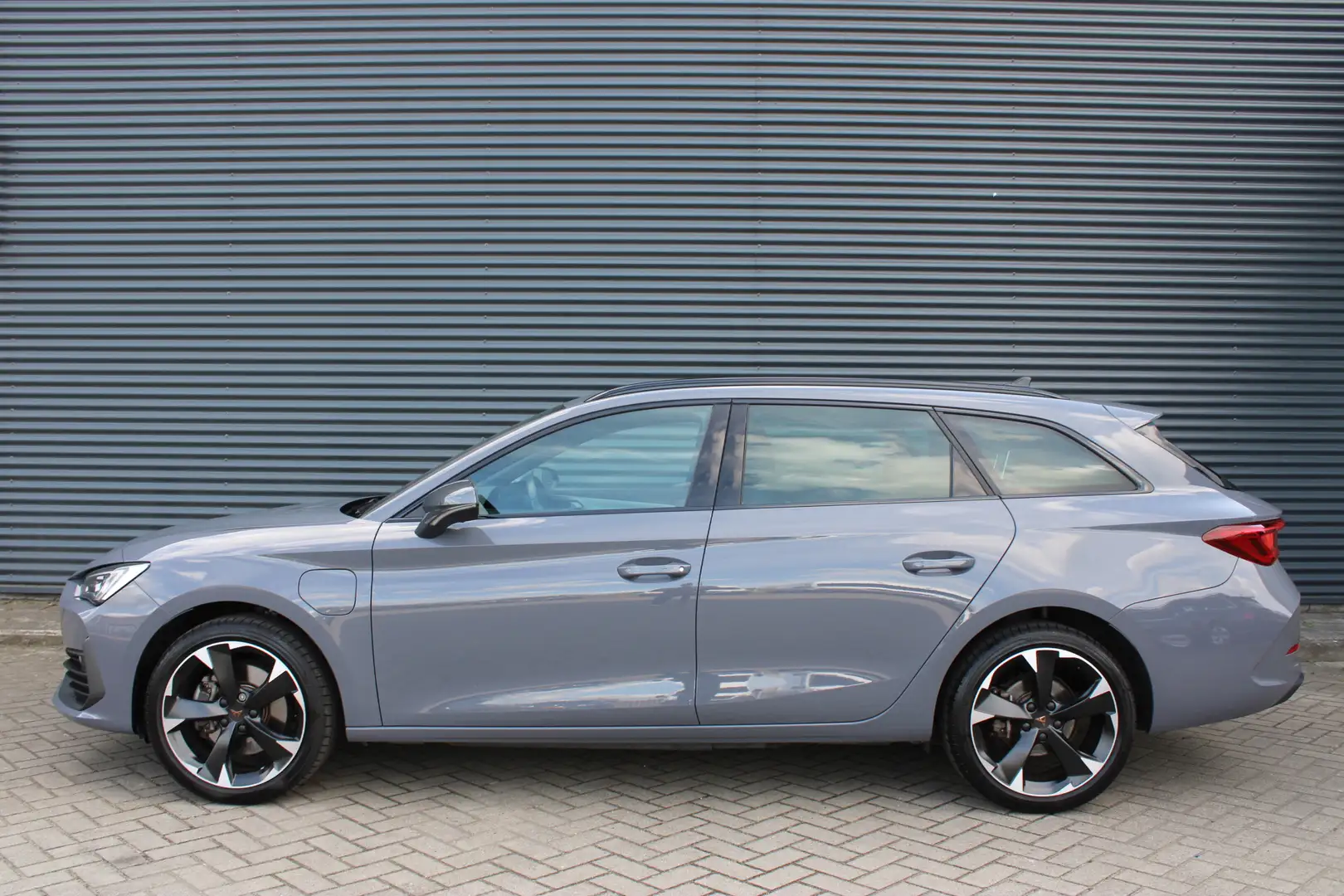 CUPRA Leon Sportstourer 1.4 e-Hybrid VZ Adrenaline Full-LED C Grigio - 2