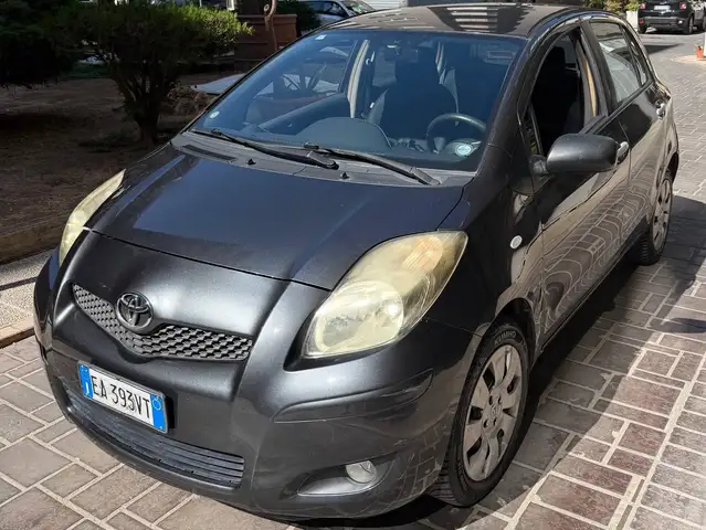 Toyota Yaris Yaris II 2005 5p 1.0 Sol my10
