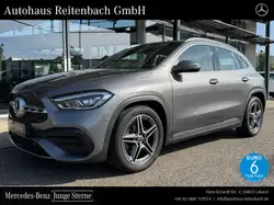 Mercedes-Benz GLA 220 GLA220d 4M AMG+DISTR+TOTW KAMER+LED+EASYP+KEYLES AMG Line Navi/Distronic/Keyless Go/Keyless Go Komfort Paket/Styling