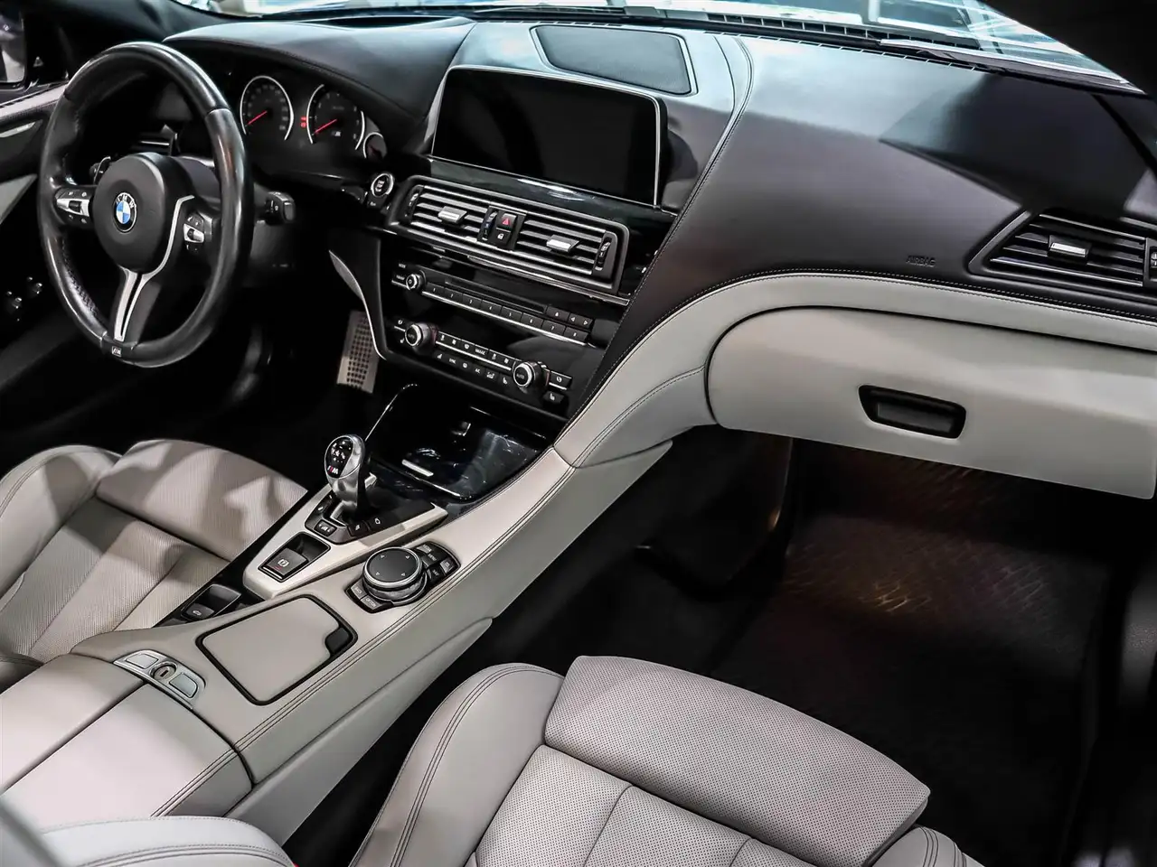 BMW M6 photo BMW M6
