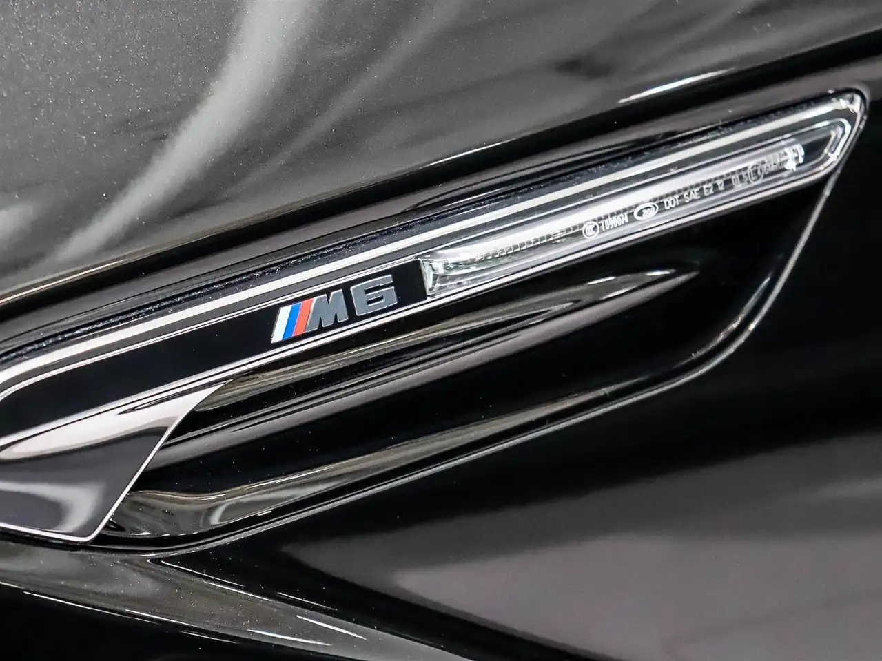 BMW M6 photo BMW M6