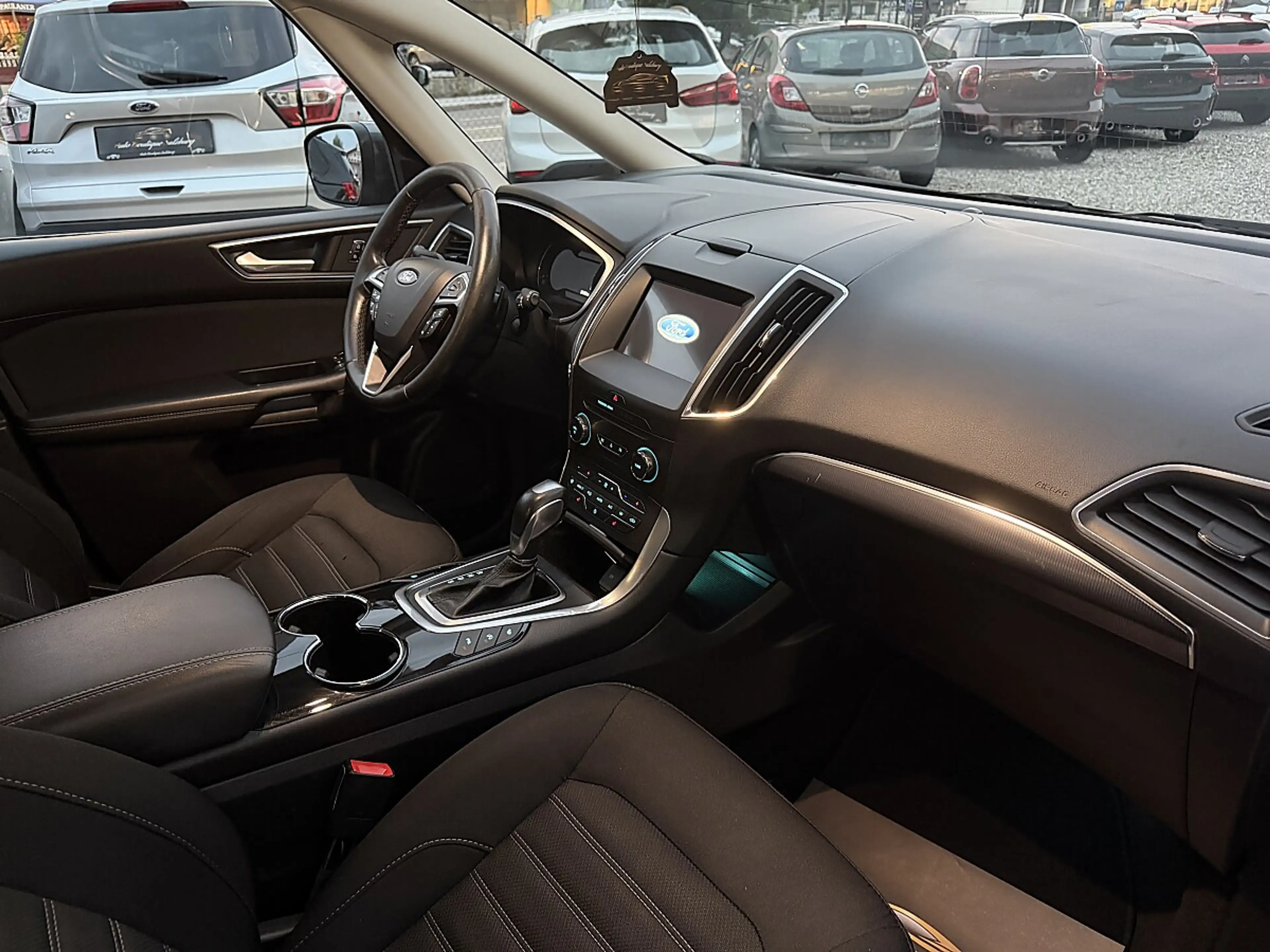 Ford Galaxy 2,0 TDCi 7-Sitzer Titanium Start/Stop Powershift — photo 13