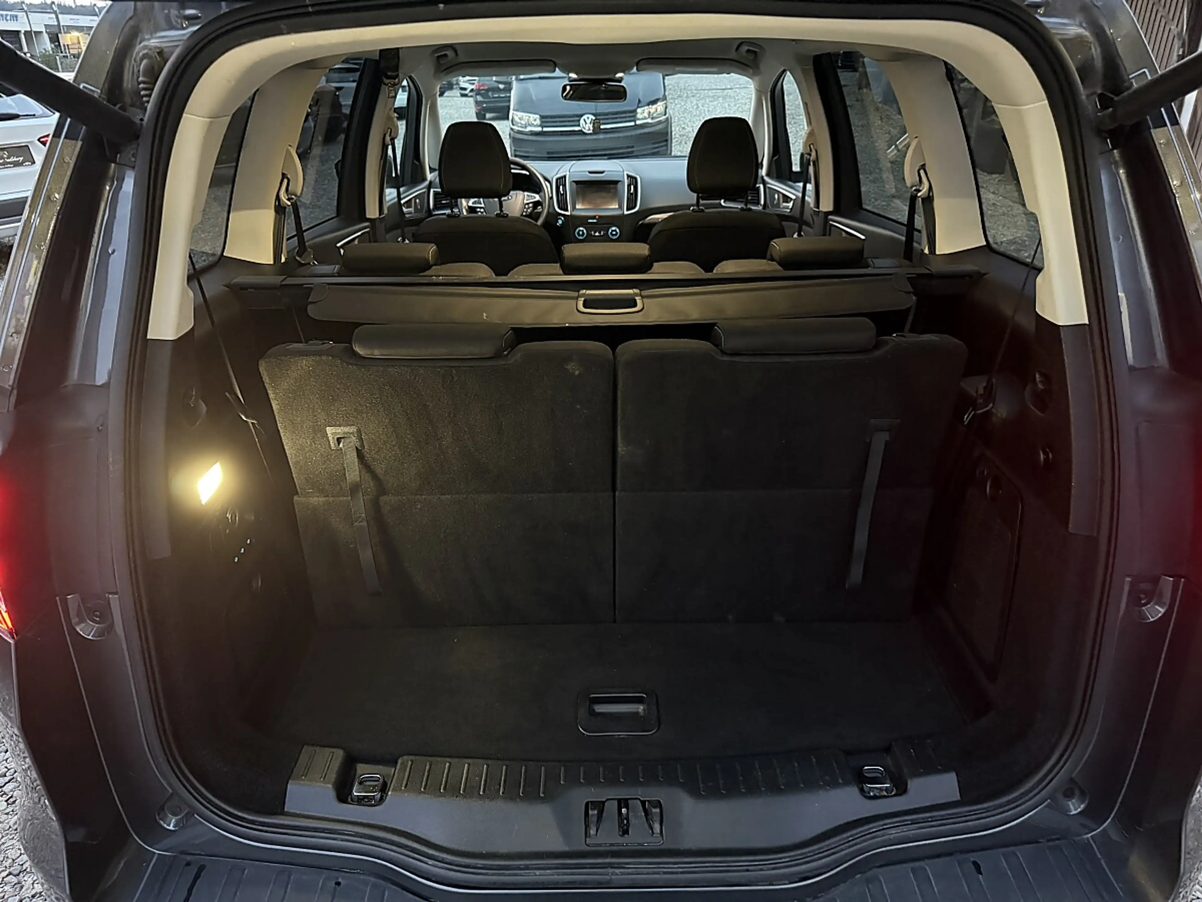 Ford Galaxy 2,0 TDCi 7-Sitzer Titanium Start/Stop Powershift — photo 10
