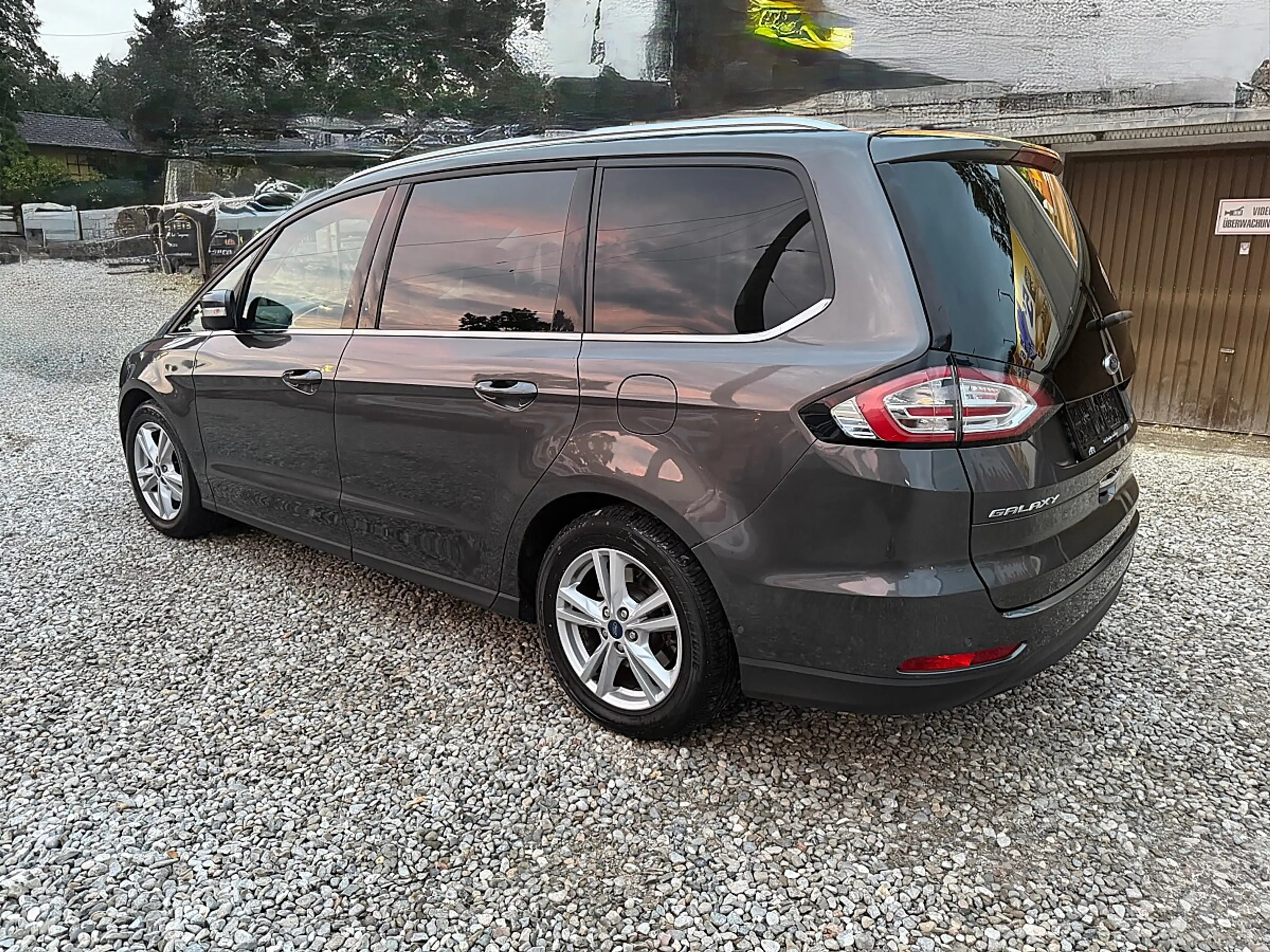 Ford Galaxy 2,0 TDCi 7-Sitzer Titanium Start/Stop Powershift — photo 3