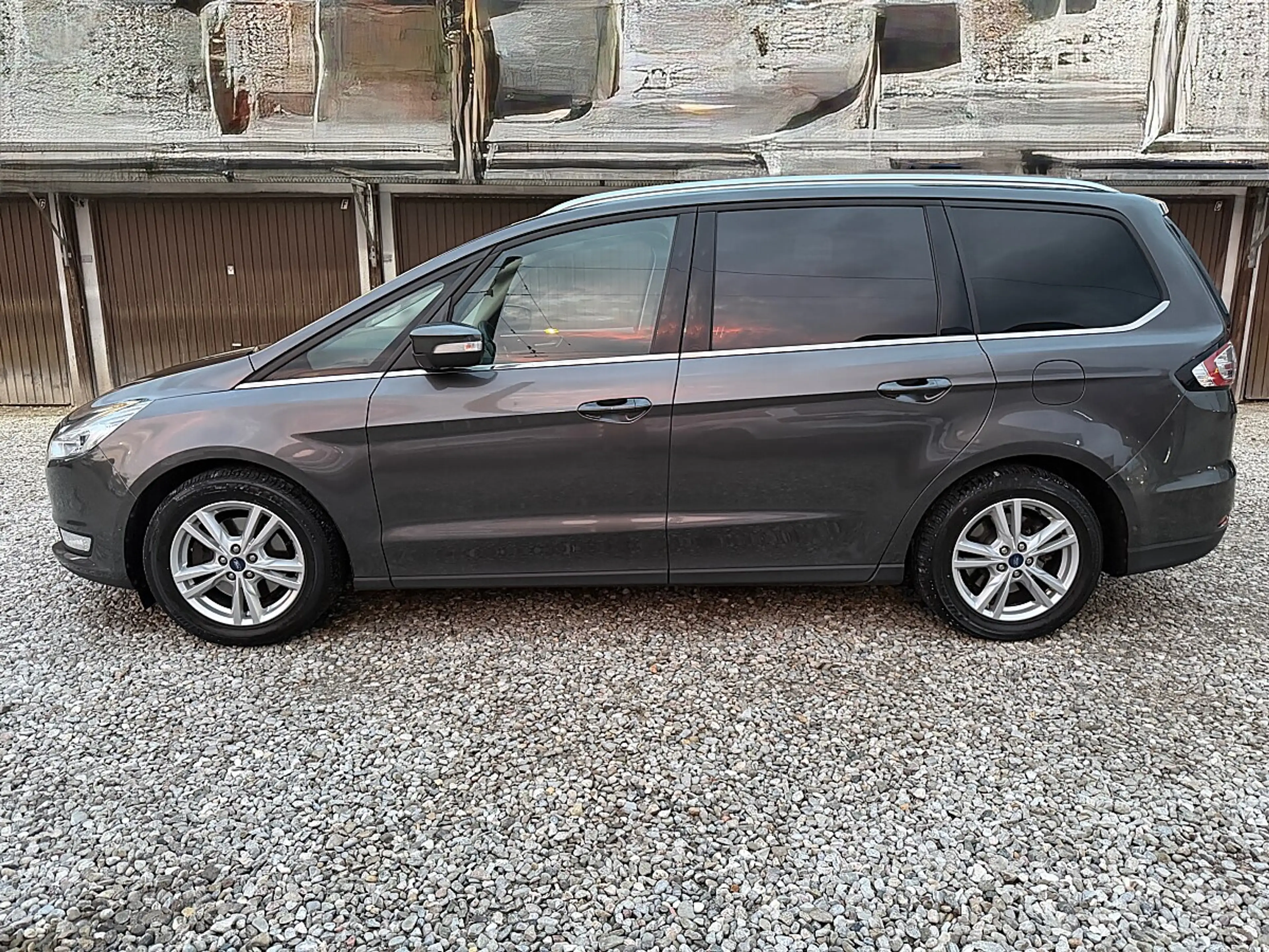 Ford Galaxy 2,0 TDCi 7-Sitzer Titanium Start/Stop Powershift — photo 2