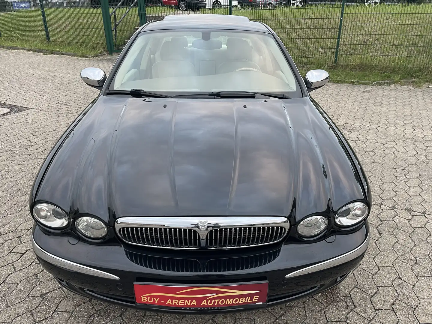 Jaguar X-Type 3.0 AWD V6 Executive Limousine Voll S-Heft Top Negro - 2