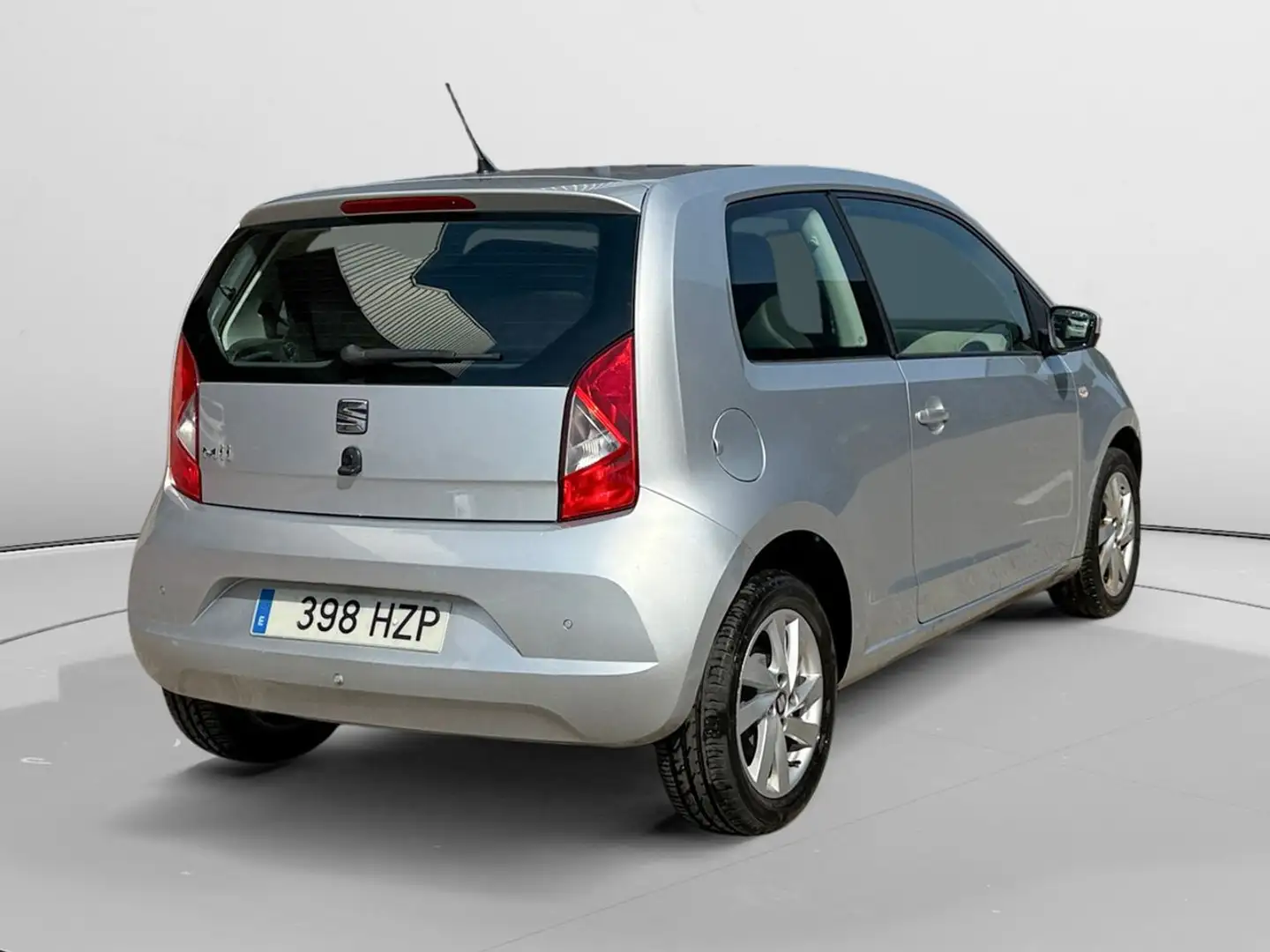 SEAT Mii 1.0 Style Aut. 75 Gris - 2