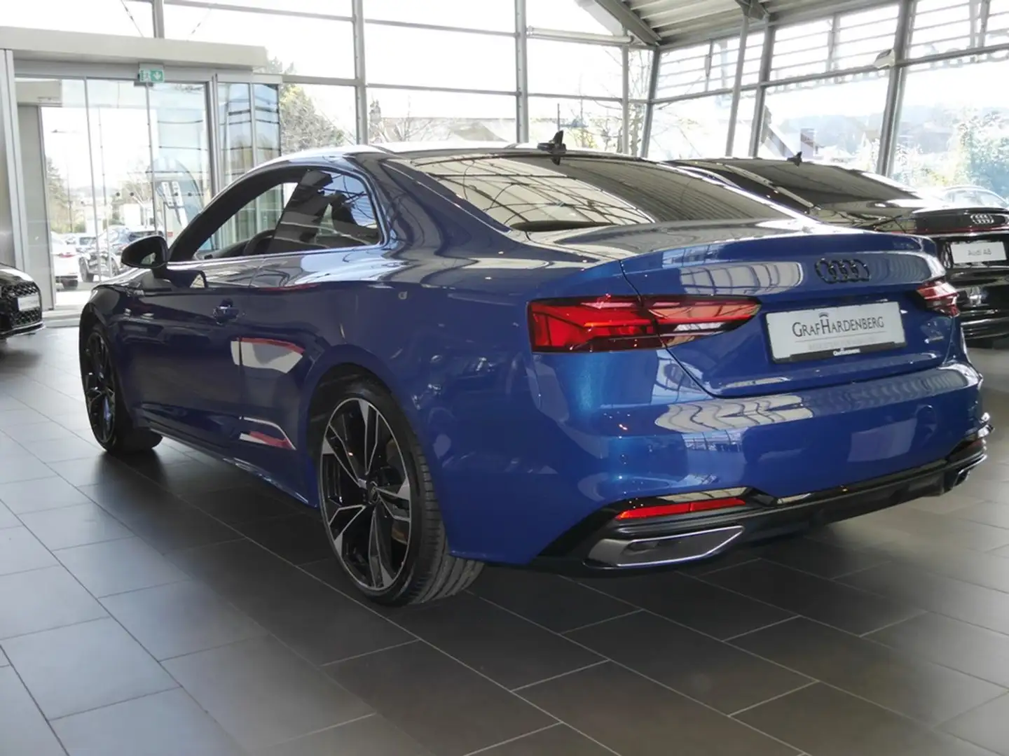 Audi A5 Coupé Sline 40 TDI quattr Stronic Navi Matrix Blau - 2