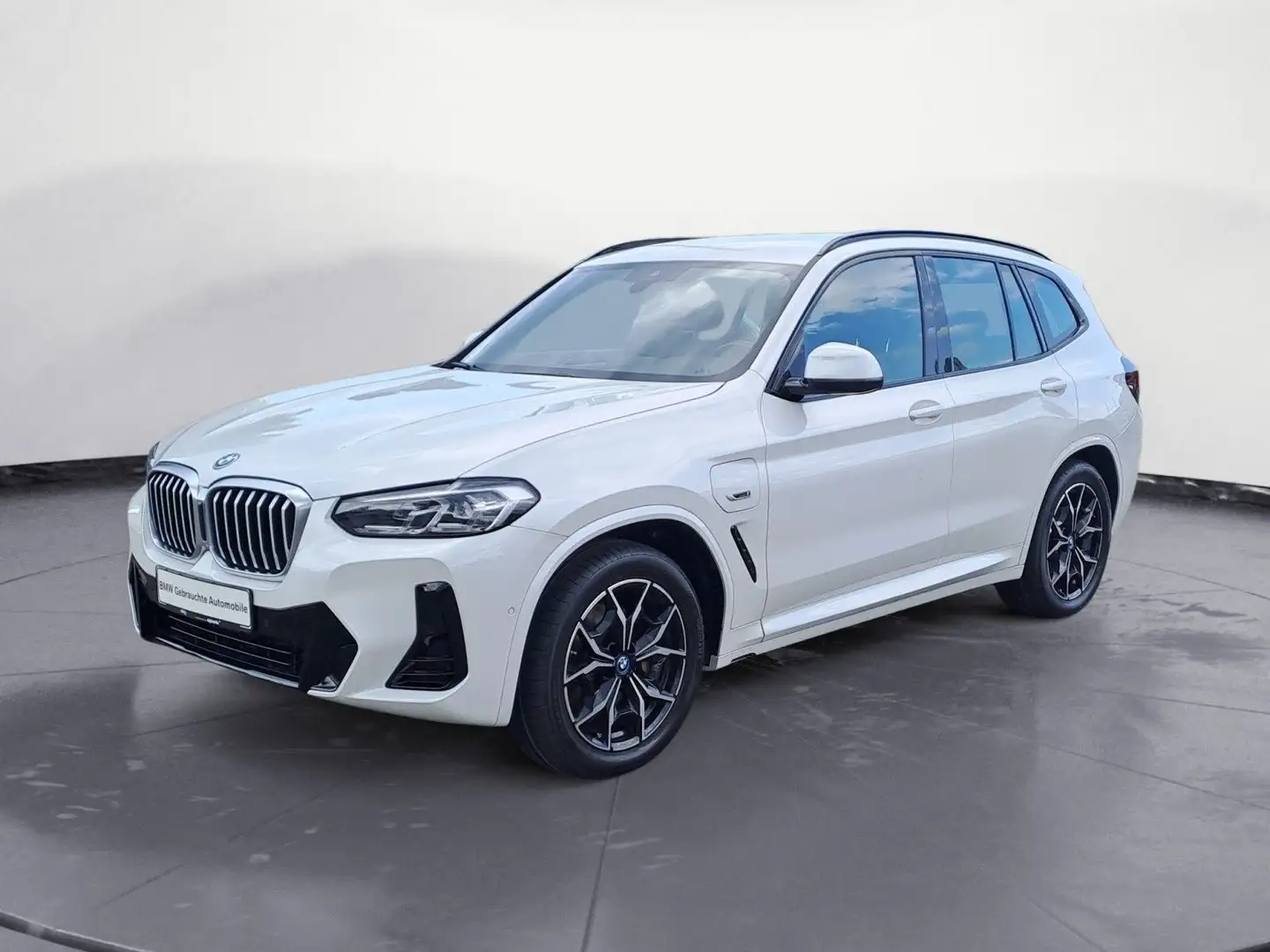 BMW X3 xDrive30e M SPORT Driving Assistant AHK HiFi Weiß - 2