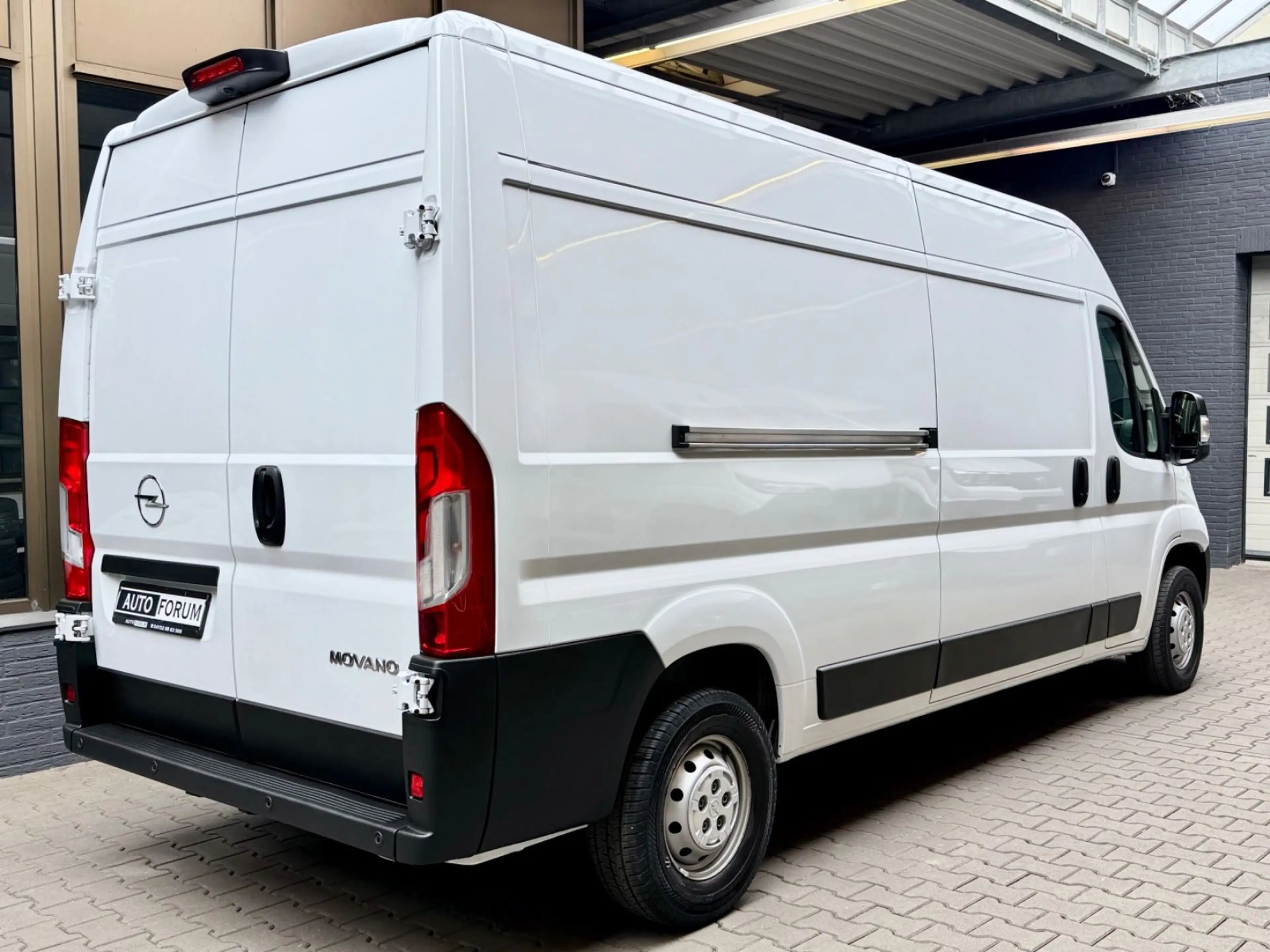 Opel Movano 2.2 D L3H2 3,5t CAM PDC KLIMA NAVI 3-SITZ — photo 13