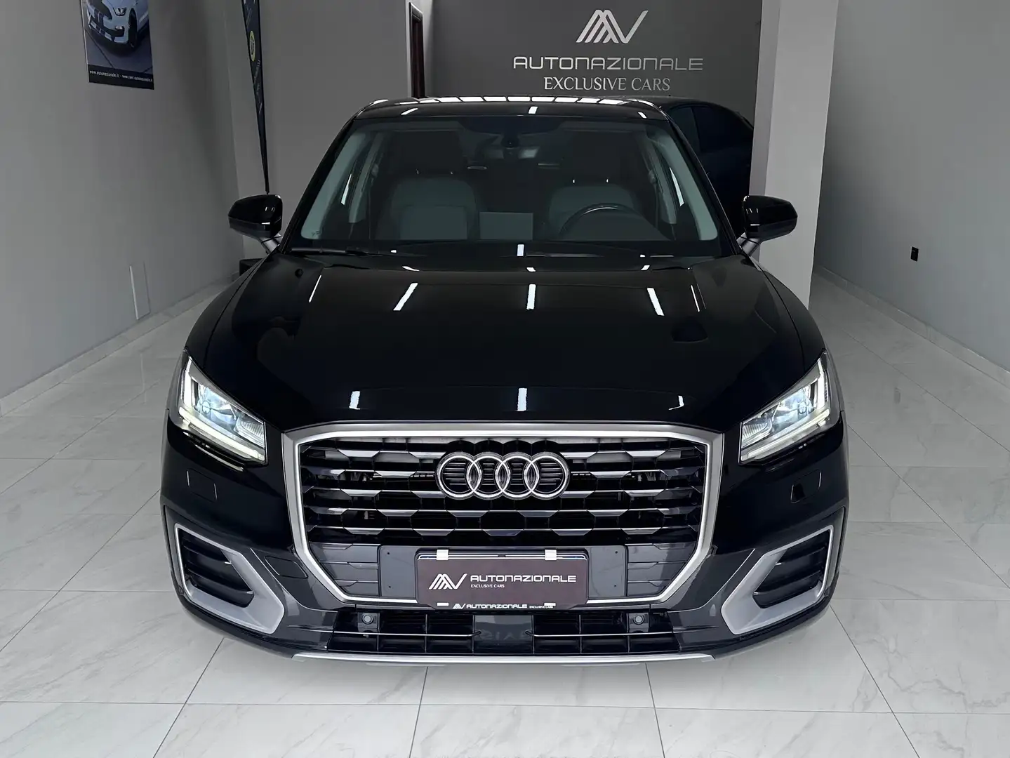 Audi Q2 Q2 1.6 tdi Design Schwarz - 2