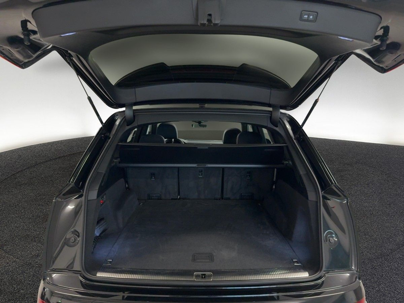 Audi Q7 S line 55 TFSI qu.tiptr. AHK MATRIX RFK PANO — photo 9