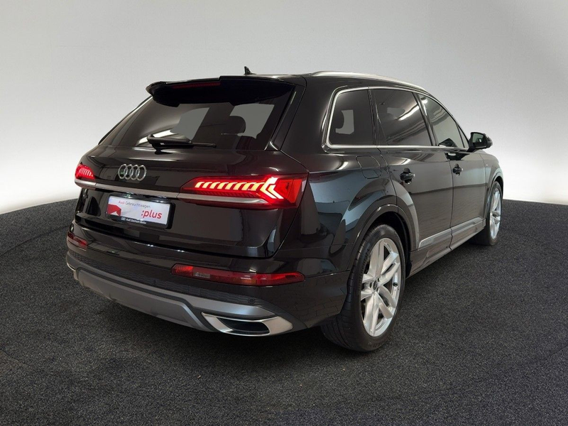 Audi Q7 S line 55 TFSI qu.tiptr. AHK MATRIX RFK PANO — photo 6
