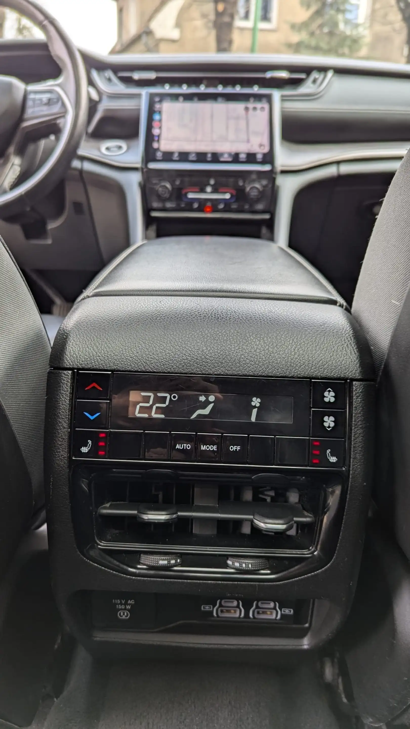 Jeep Grand Cherokee Grand Cherokee L Limited Vollausstattung — photo 15