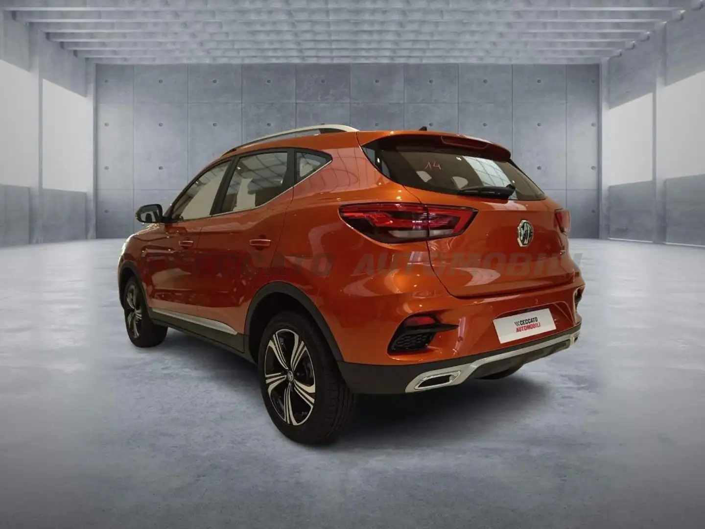 MG ZS 1,5 CLASSIC GSR 1.5 Classic Comfort Orange Arancione - 2