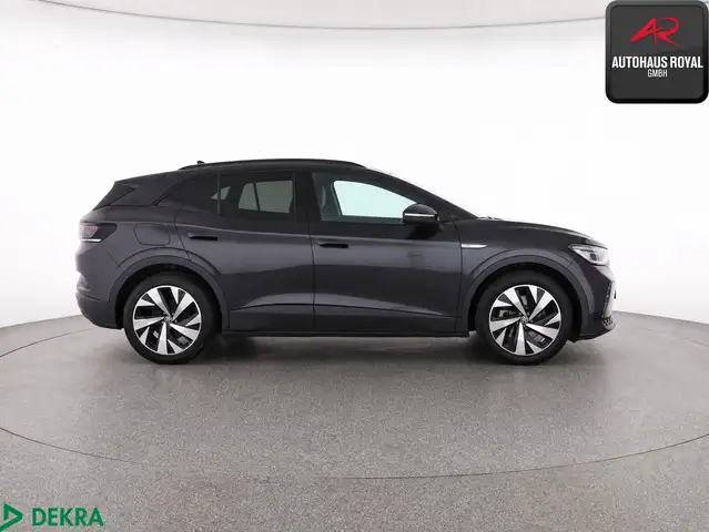 Volkswagen Id.4 view 6