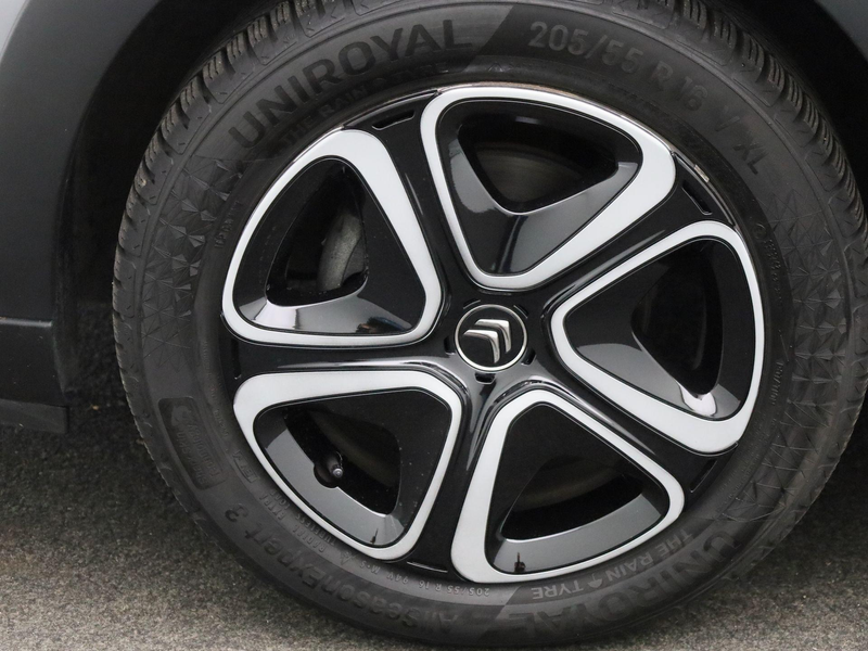 Citroen C3 1.2 PureTech Feel — photo 12