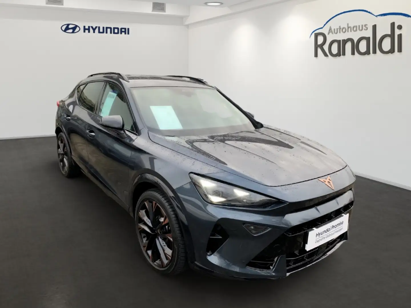 CUPRA Formentor VZ 2.0 TSI DSG 4Drive 333PS++Neues Modell++19 Zoll Grau - 2