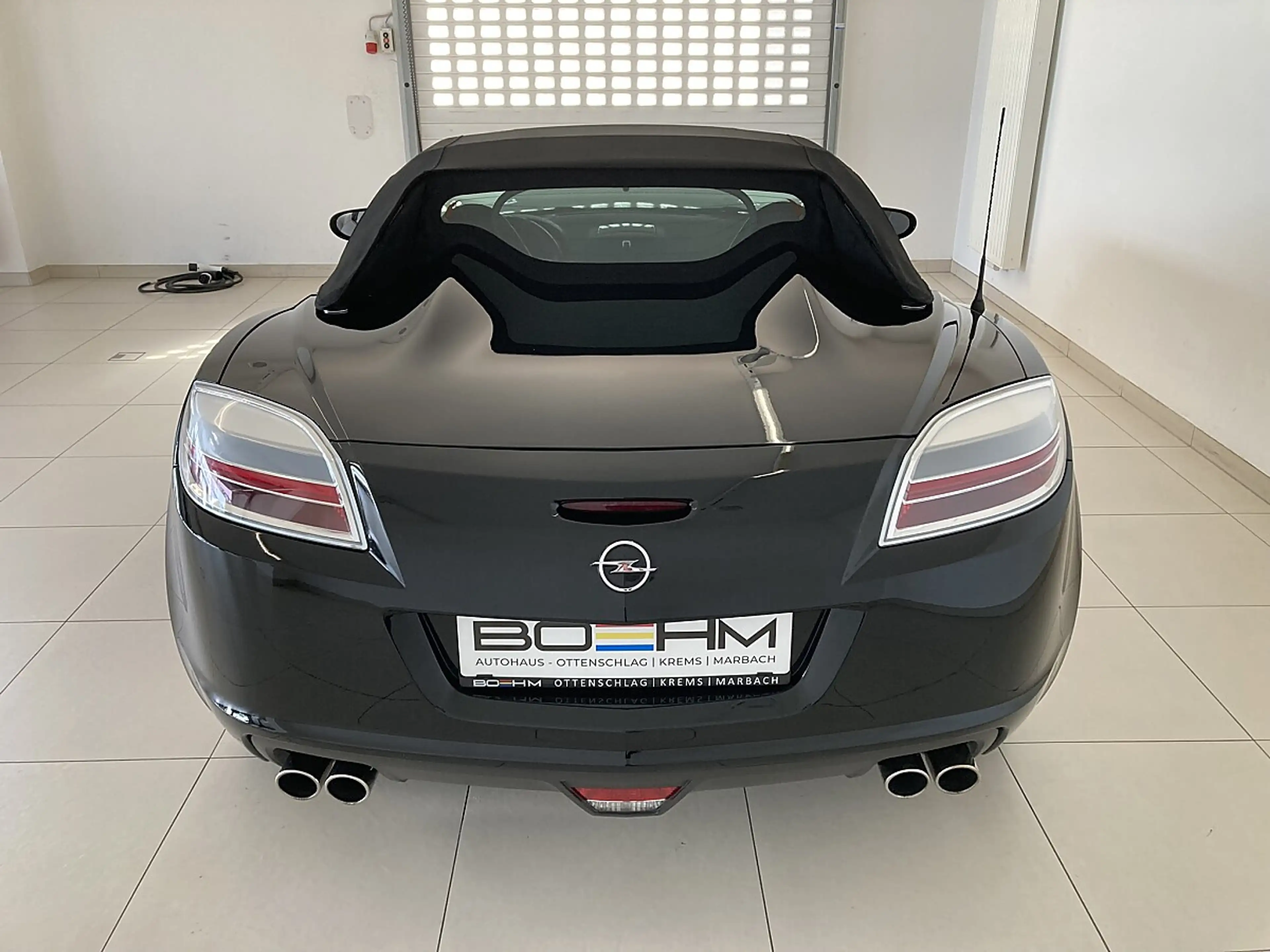 Opel GT 2,0  Turbo — photo 6