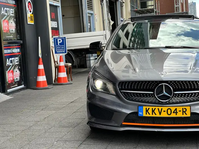 Mercedes-Benz Cla view 8
