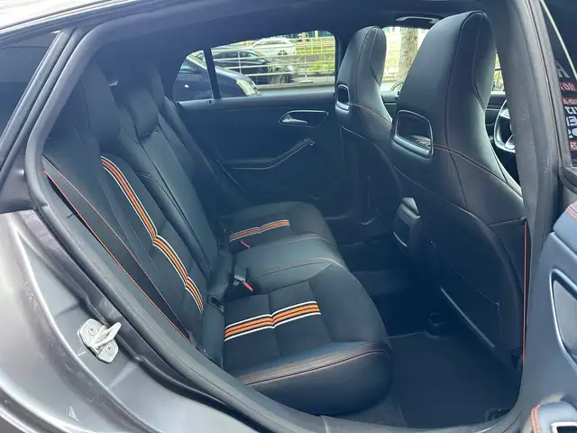 Mercedes-Benz Cla view 13