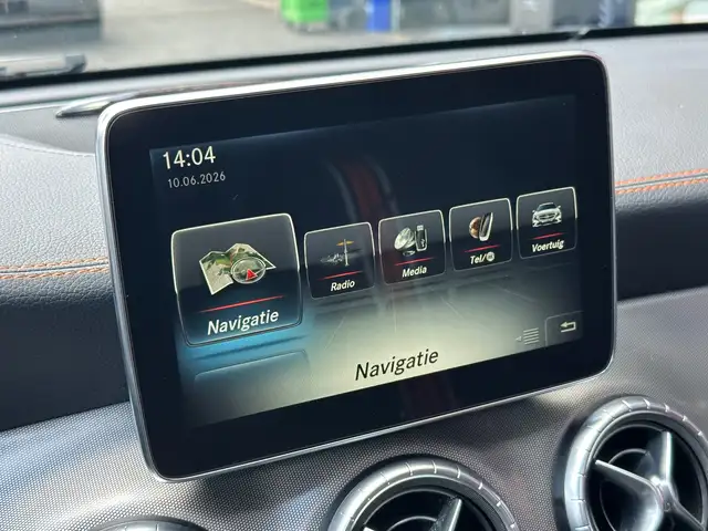Mercedes-Benz Cla view 20