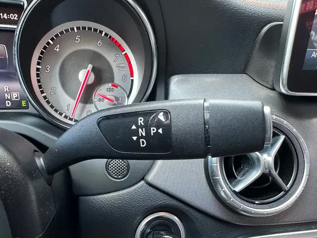 Mercedes-Benz Cla view 18