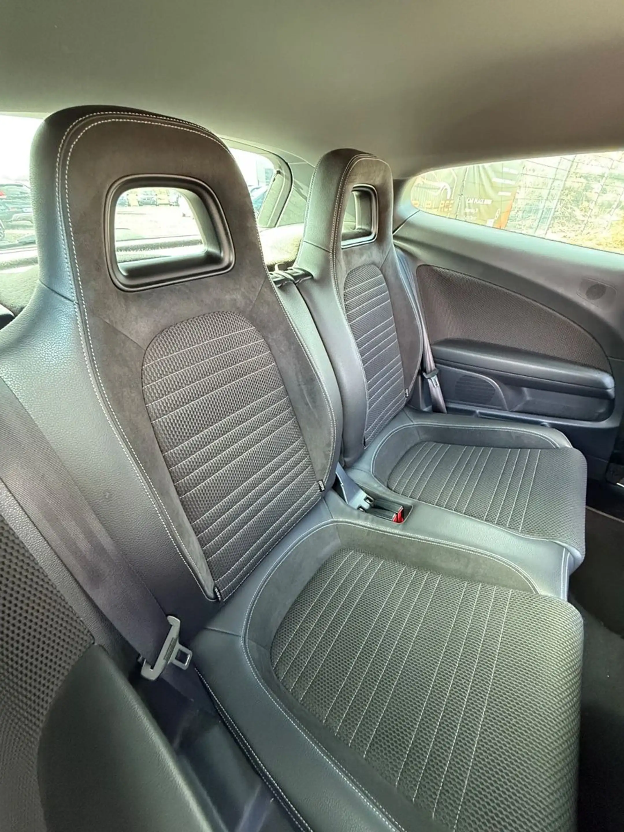 Volkswagen Scirocco 1.4 TSI TÜV NEU/SPORTPAKET/SHZ/PDC — photo 13