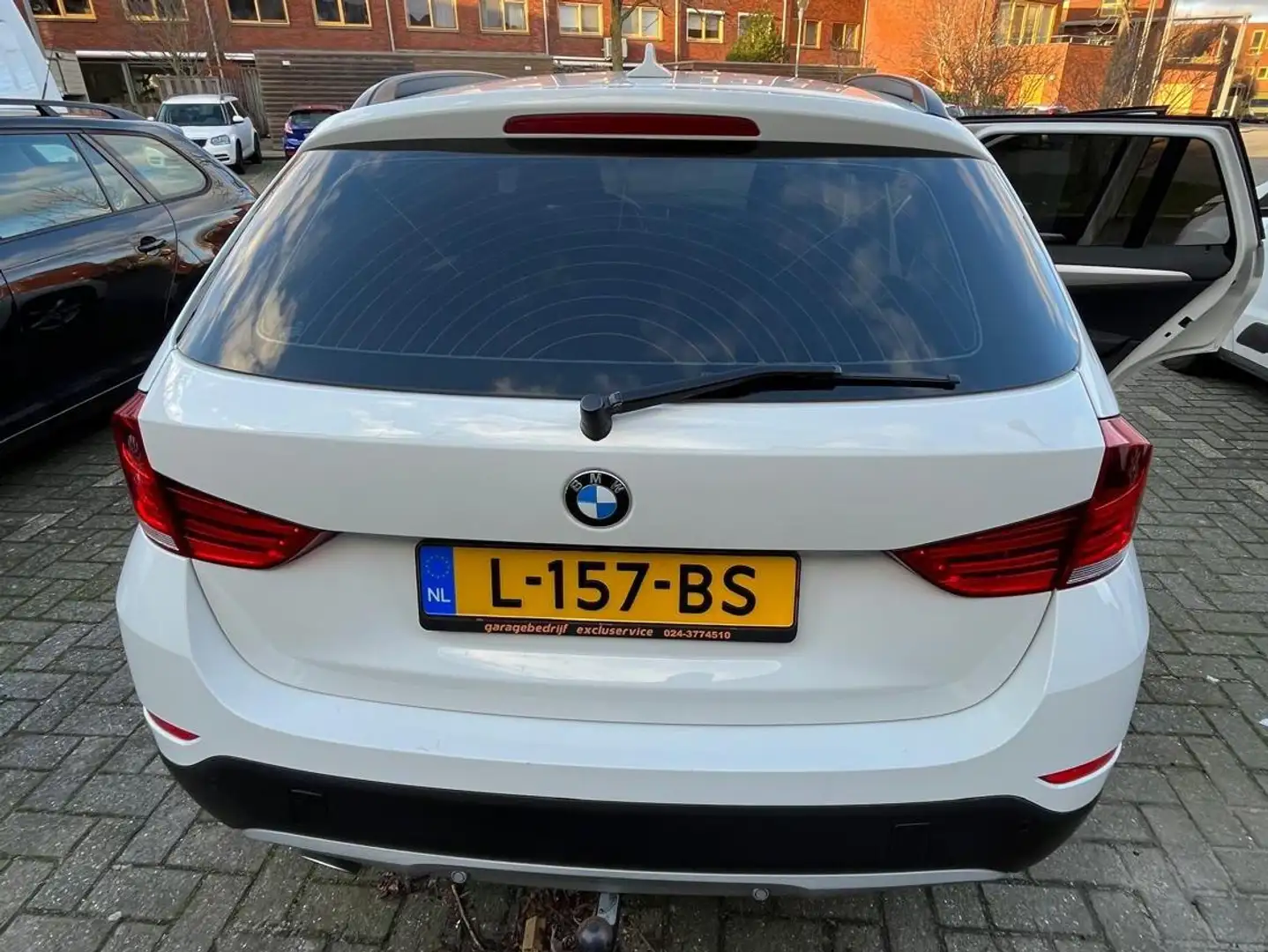 BMW X1 1,8I Wit - 2