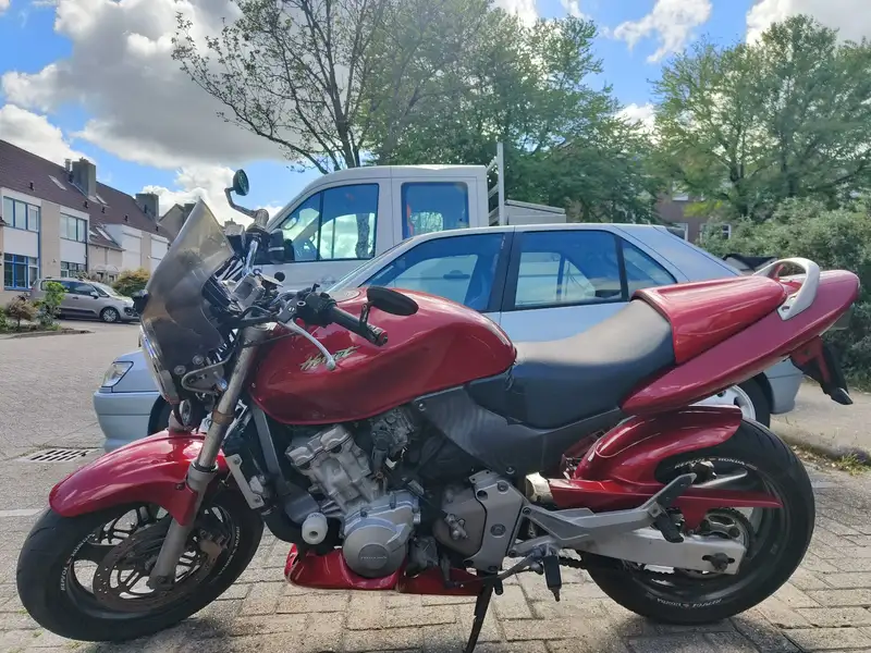 Honda Hornet - foto 5